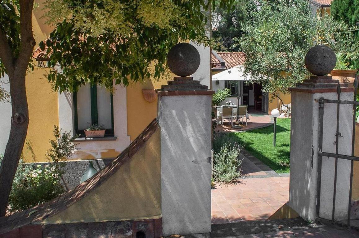 Holiday home La Di Tenute Foti Randazzese *